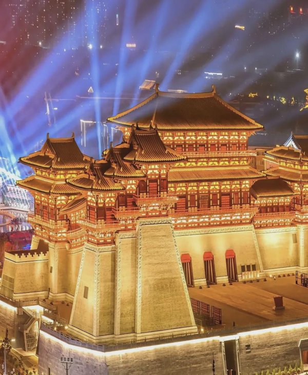 亿财配资 比西安古老！比武汉好吃！这座“躺平神都”太适合五一了！0门票