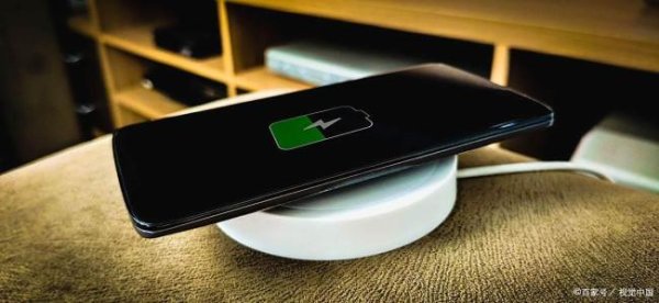 融金牛 手机充电一整夜会更伤电池吗 过充保护已“兜底”